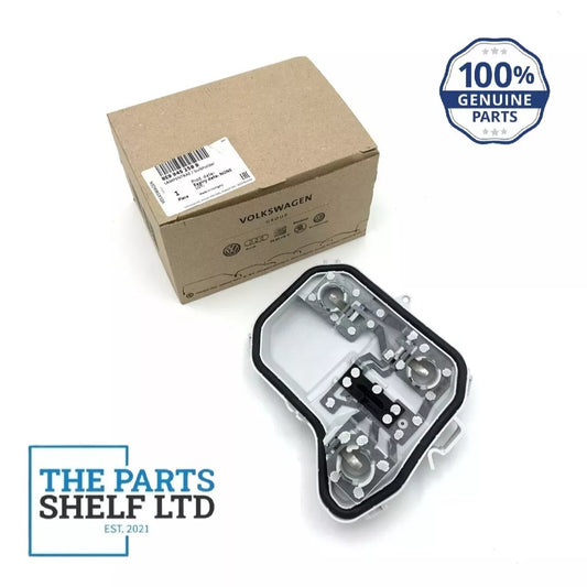 AUDI A4 B7 ESTATE GENUINE REAR OUTER LIGHT BULB HOLDER RIGHT O/S 8E9945258B