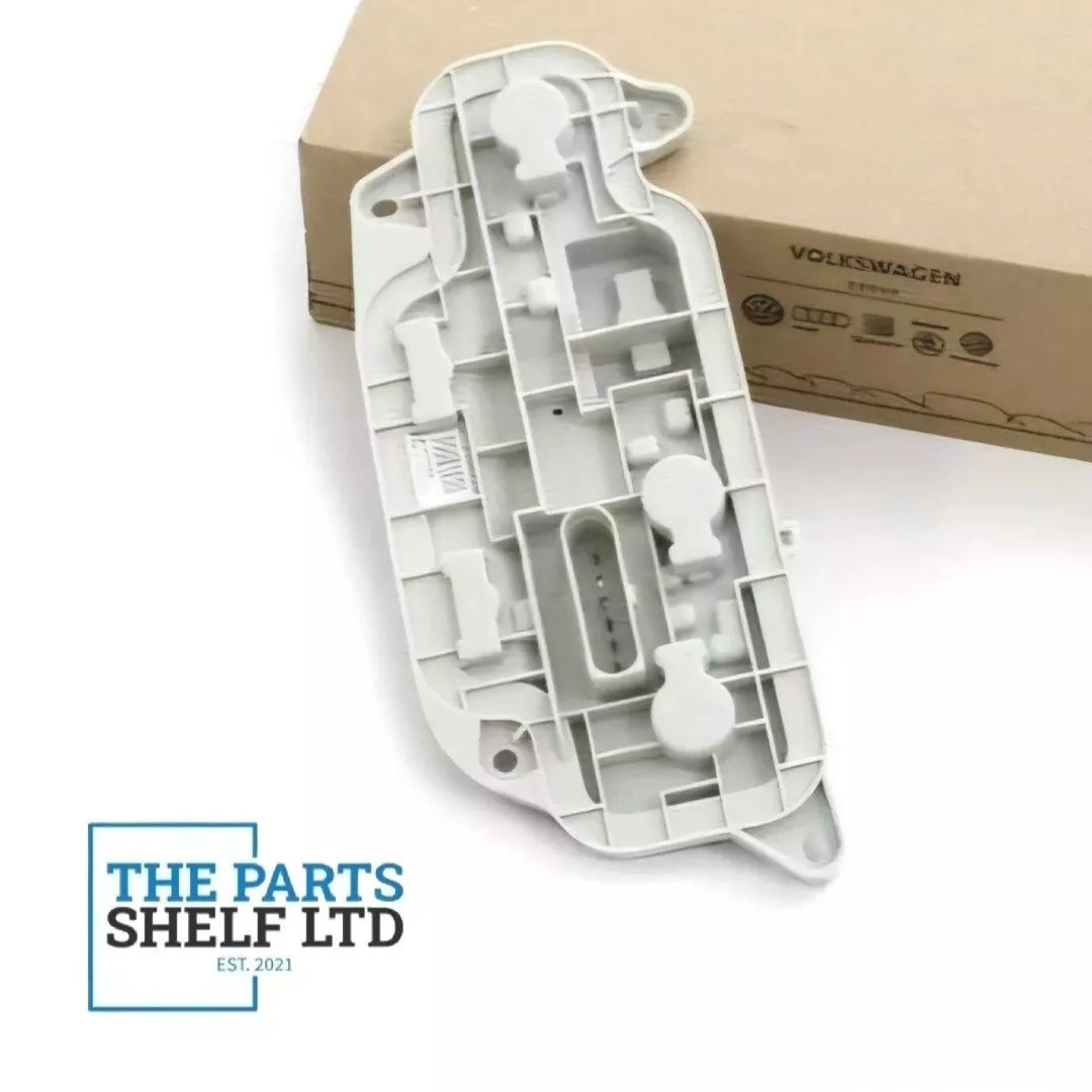 VW CADDY 15-21 GENUINE REAR O/S DRIVERS SIDE TAIL LIGHT BULB HOLDER BARN DOORS