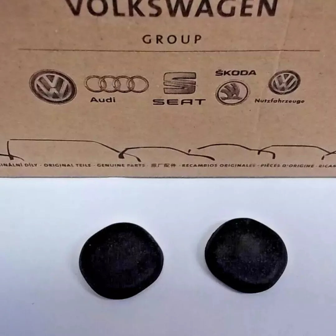 VW TRANSPORTER T5 T6 - REAR BARN DOOR GROMMET PLUG x2